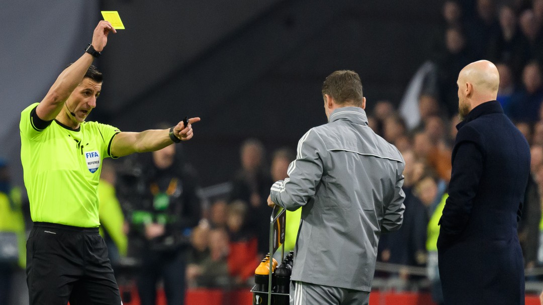 El choque en los banquillos entre ten Hag y Bordalás