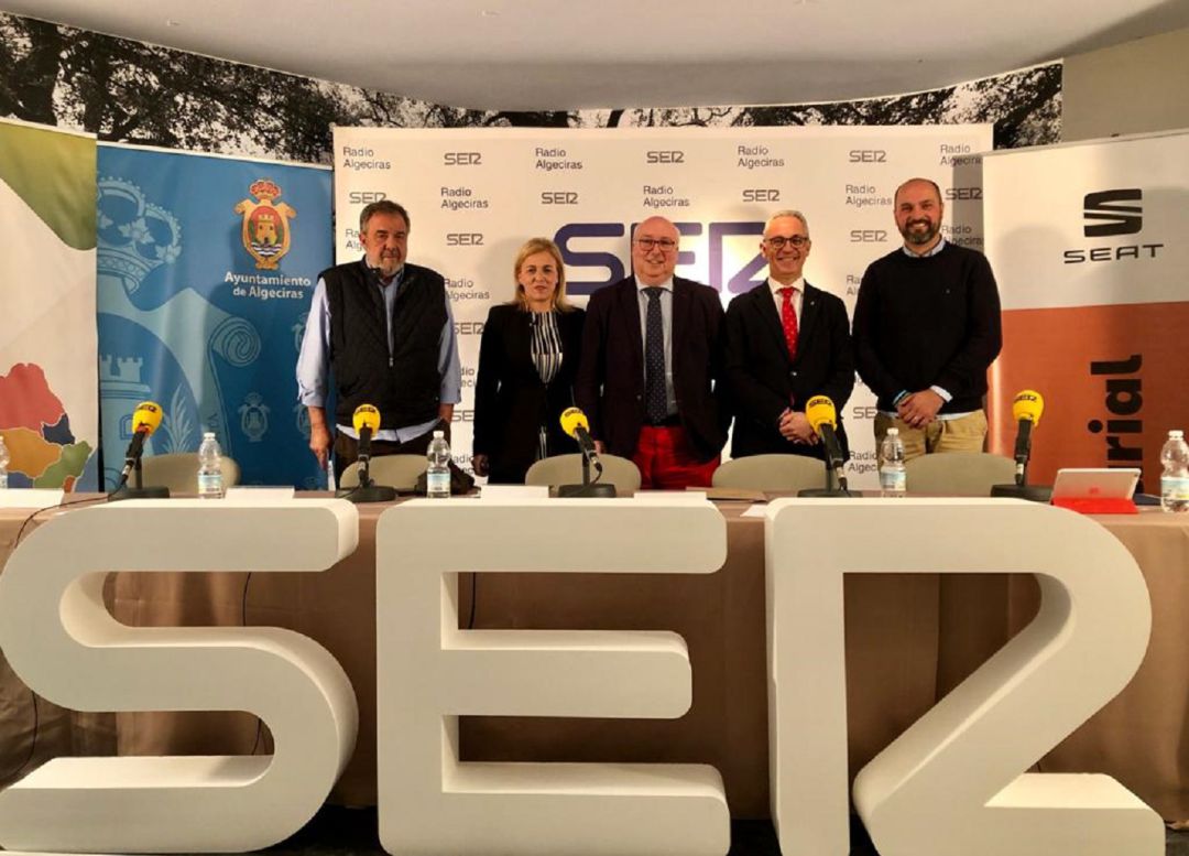 Participantes en la tercera jornada sobre los 40 años de autonomía Participantes en la tercera jornada sobre los 40 años de autonomía