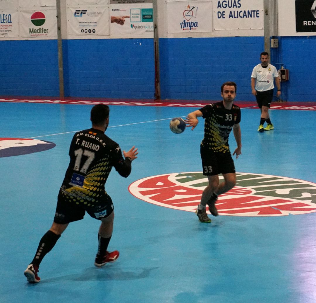 El equipo del Centro Excursionista Eldense espara volver a la saborear la victoria El equipo del Centro Excursionista Eldense espara volver a la saborear la victoria
