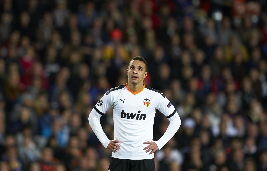 Rodrigo durante un partido con el Valencia Rodrigo durante un partido con el Valencia