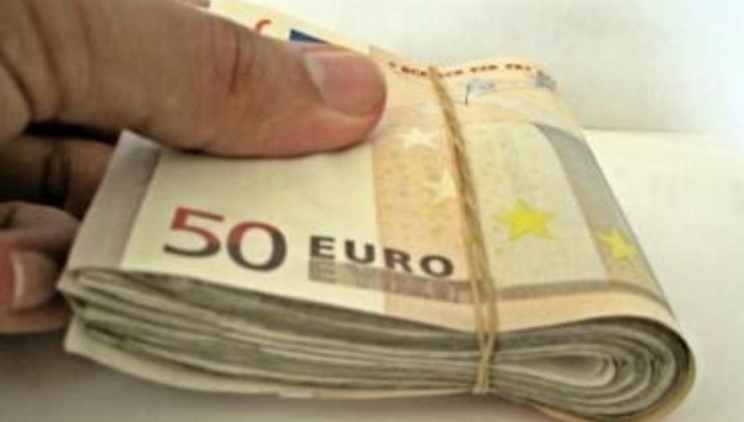 Dinero encontrado por una vecina de Valladolid en Puente Jardín Dinero encontrado por una vecina de Valladolid en Puente Jardín