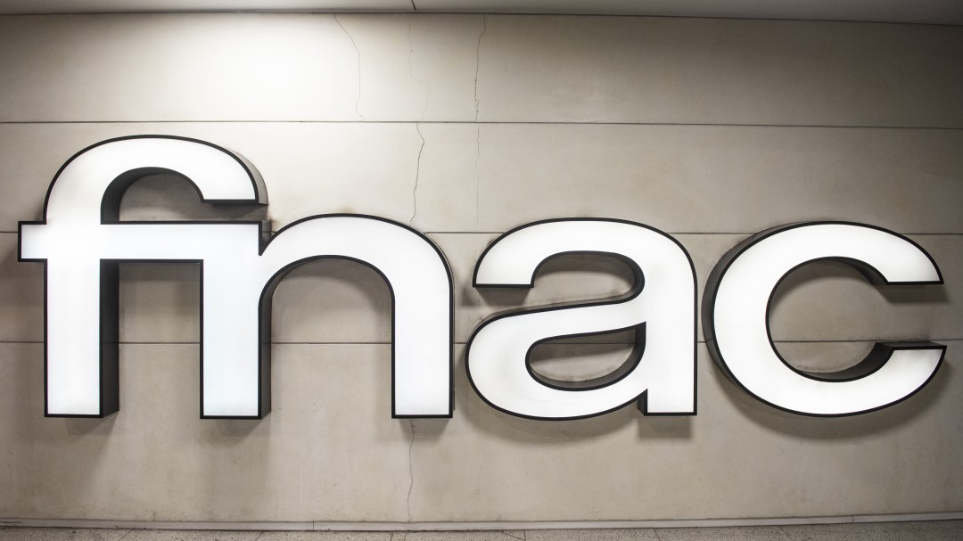 Cómo reclamar el móvil que FNAC vendió por error a un precio muy reducido