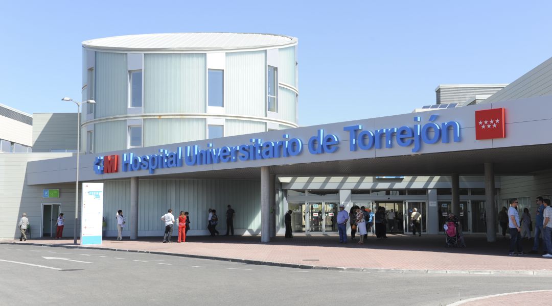 Entrada principal del Hospital Universitario de Torrejón Entrada principal del Hospital Universitario de Torrejón