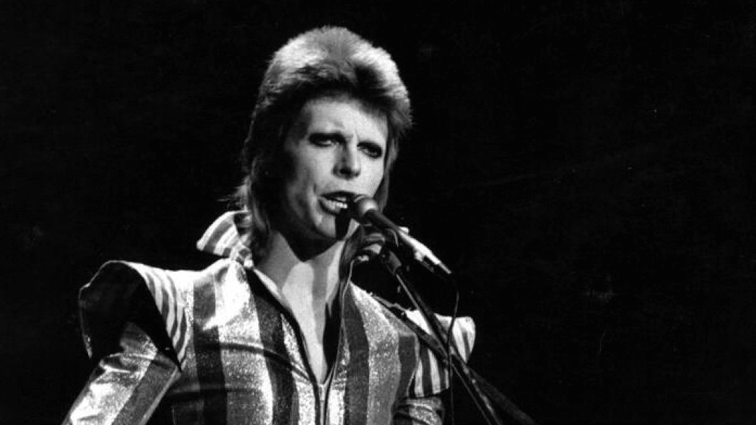 "Tenemos música propia pero los empresarios prefieren los tributos"