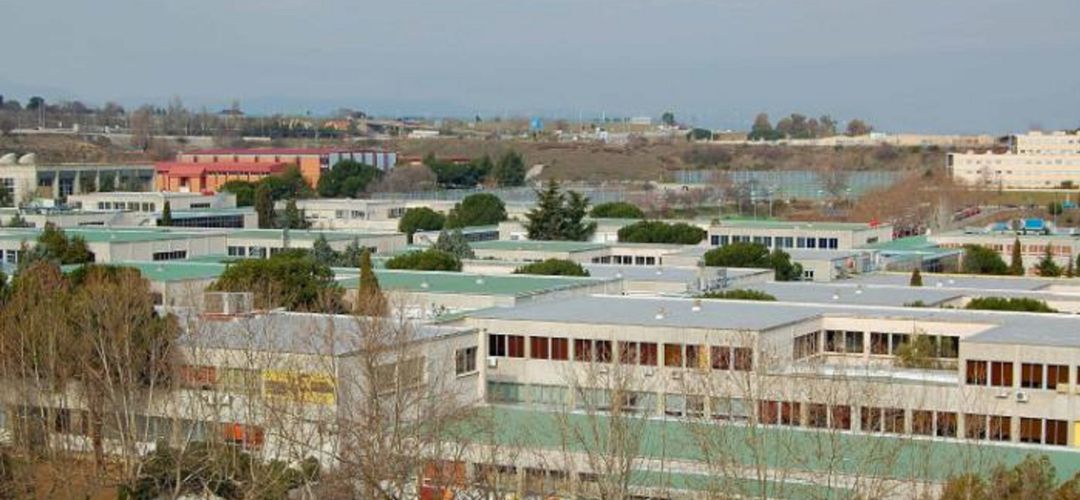 Edificio de la Facultad de Ciencias Económicas y Empresariales Edificio de la Facultad de Ciencias Económicas y Empresariales