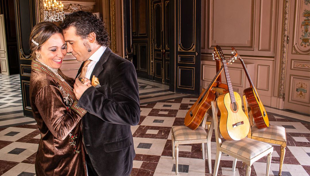 Andrés Peña y Pilar Ogalla estrenan 'Por cuatro reales' en el Teatro Villamarta Andrés Peña y Pilar Ogalla estrenan 'Por cuatro reales' en el Teatro Villamarta
