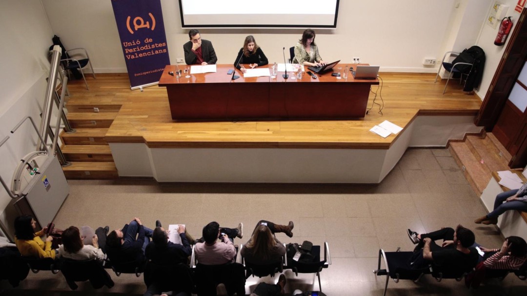 El fotoperiodista de El País, Albert García, y la saharaui Équipe Média, Premios Llibertat d'Expressió 2020