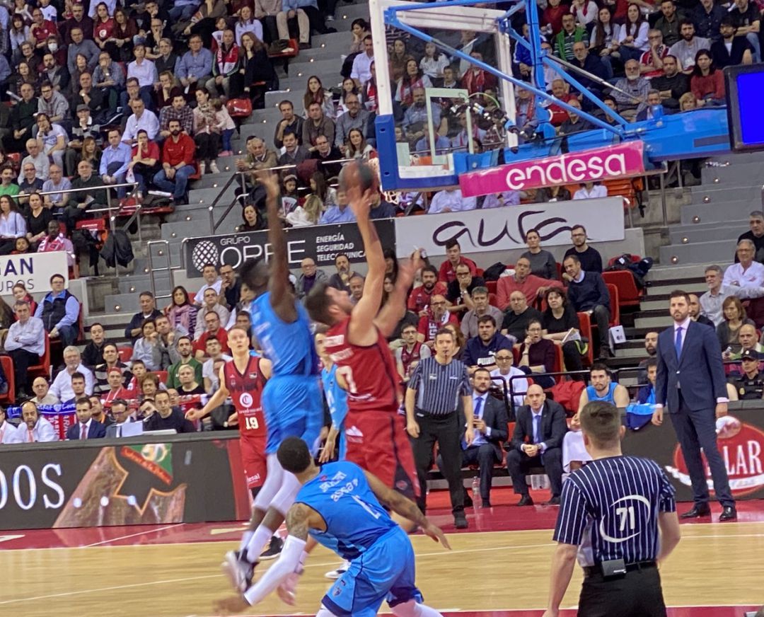 Casademont Zaragoza venció con claridad a Estudiantes (97-87) y ya tiene 16 victorias en ACB Casademont Zaragoza venció con claridad a Estudiantes (97-87) y ya tiene 16 victorias en ACB