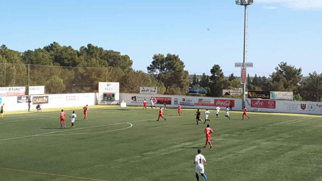 Imagen del partido jugado en Santa Eulària Imagen del partido jugado en Santa Eulària