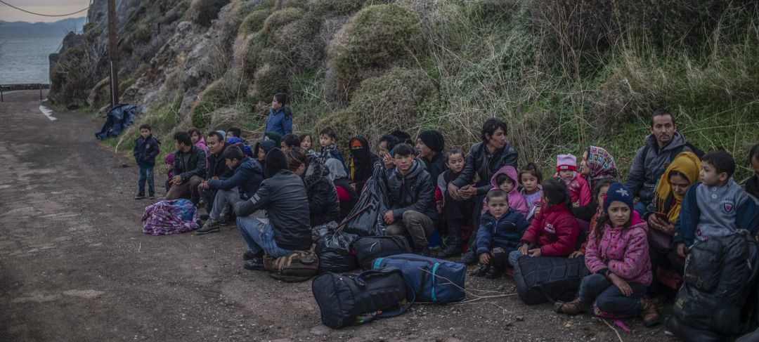 Un grupo de migrantes llegan a la localidad de Skala Sikaminias (Grecia), después de cruzar el mar Egeo desde Turquía. Un grupo de migrantes llegan a la localidad de Skala Sikaminias (Grecia), después de cruzar el mar Egeo desde Turquía.
