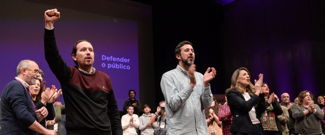 El secretario general de Podemos, Pablo Iglesias, la ministra de Trabajo, Yolanda Díaz, y el candidato de Galicia en Común-Anova a la presidencia de la Xunta de Galicia, Antón Gómez-Reino El secretario general de Podemos, Pablo Iglesias, la ministra de Trabajo, Yolanda Díaz, y el candidato de Galicia en Común-Anova a la presidencia de la Xunta de Galicia, Antón Gómez-Reino