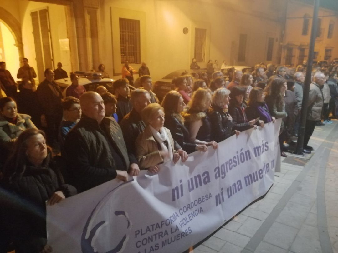 Concentración contra el asesinato machista de Posadas Concentración contra el asesinato machista de Posadas