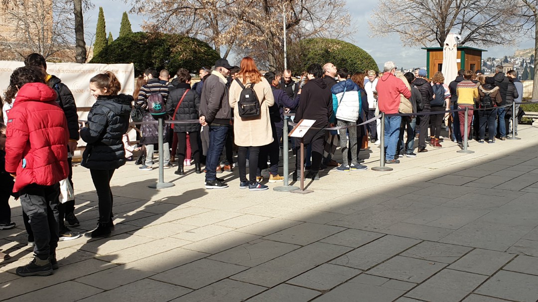 Auguran graves consecuencias para el turismo si la Alhambra mantiene sus nuevas entradas