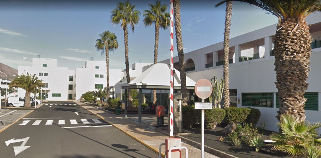 Entada al hospital Doctor José Molina Orosa de Arrecife. Entada al hospital Doctor José Molina Orosa de Arrecife.