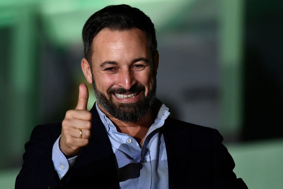 Santiago Abascal, líder de Vox, celebrando los resultados electorales del 10 de noviembre de 2019. Santiago Abascal, líder de Vox, celebrando los resultados electorales del 10 de noviembre de 2019.