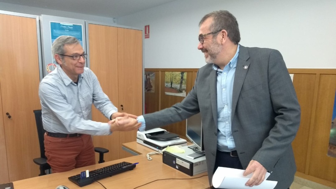 José Cabezuelo y Amparo Navarro oficializan sus candidaturas al rectorado