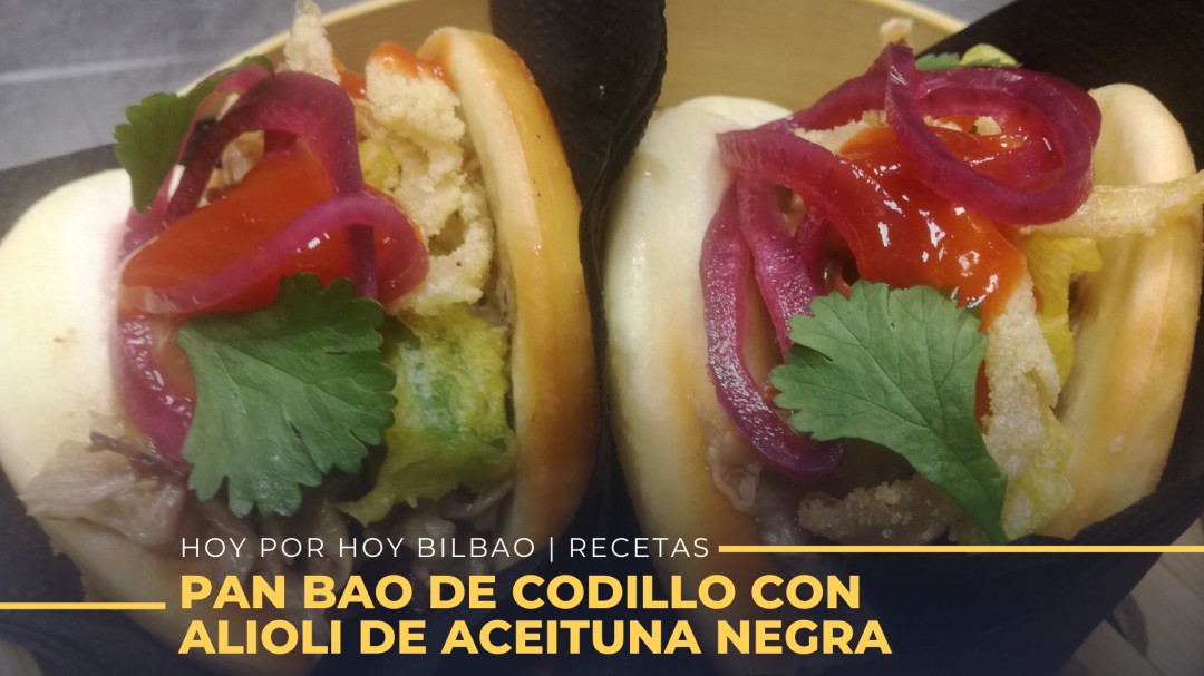 Pao Bao de codillo con alioli de aceitunas negras
