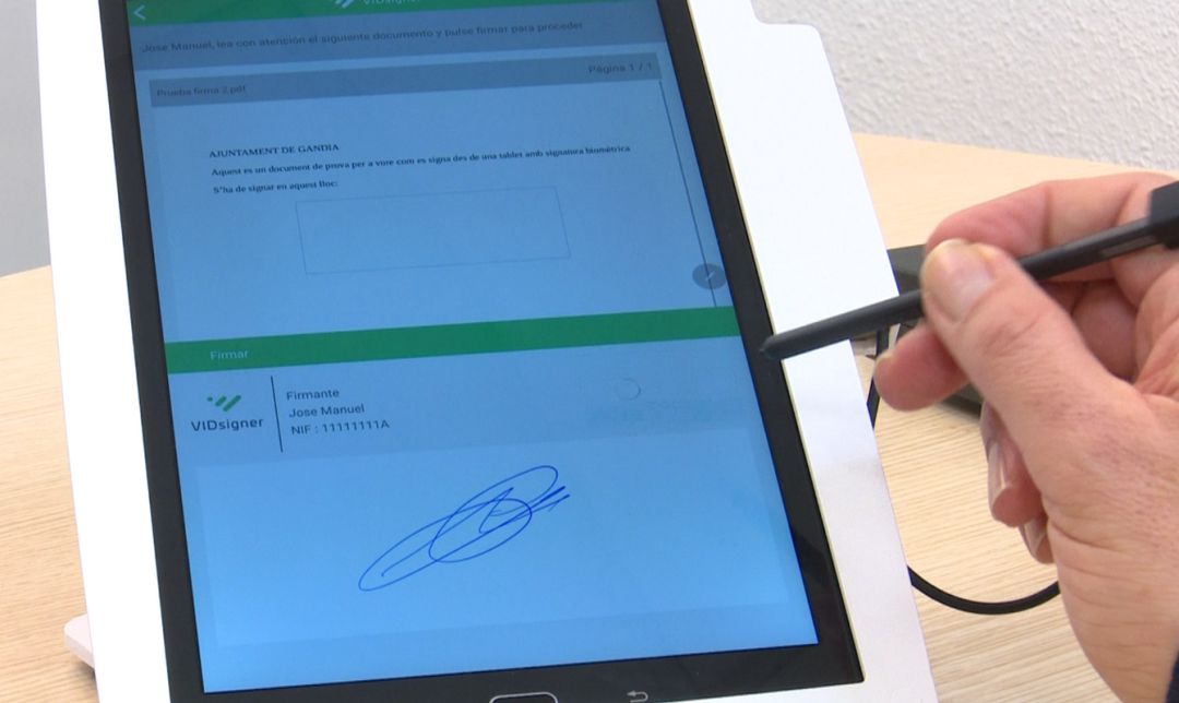 Firma biométrica en el Ayuntamiento de Gandia Firma biométrica en el Ayuntamiento de Gandia
