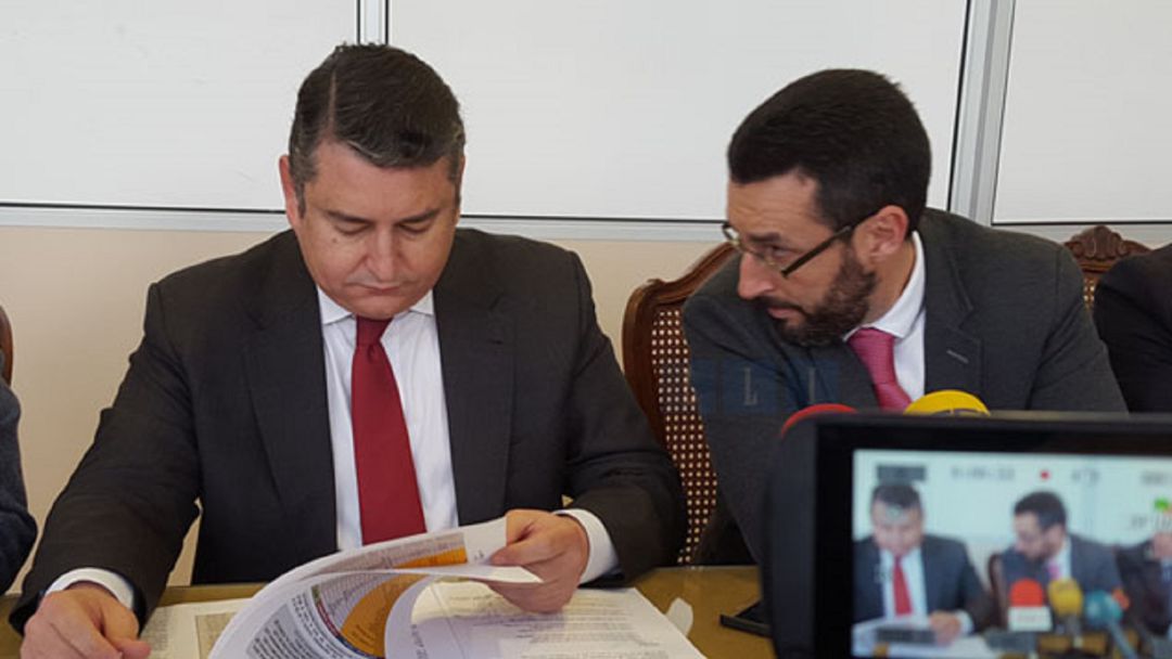 Antonio Sanz y Juan Franco durante una reunión anterior Antonio Sanz y Juan Franco durante una reunión anterior