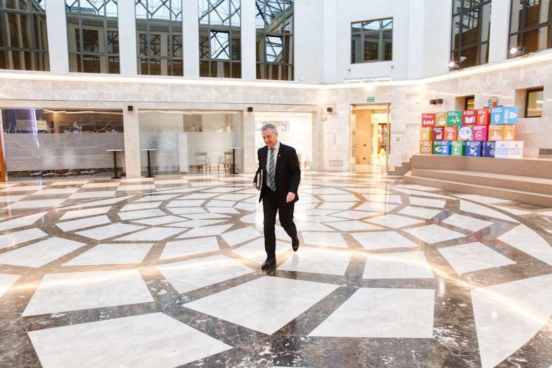 l lehendakari, Iñigo Urkullu, se dirige a la reunión de la Mesa Interdepartamental l lehendakari, Iñigo Urkullu, se dirige a la reunión de la Mesa Interdepartamental