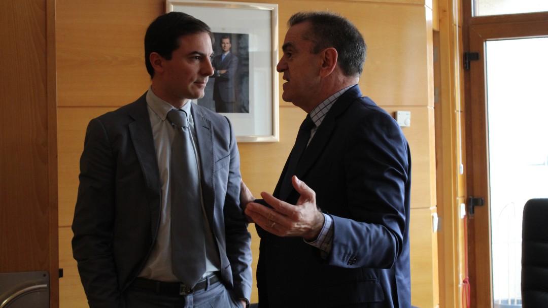 El socialista Franco, primer delegado del Gobierno en Madrid que visita Soto
