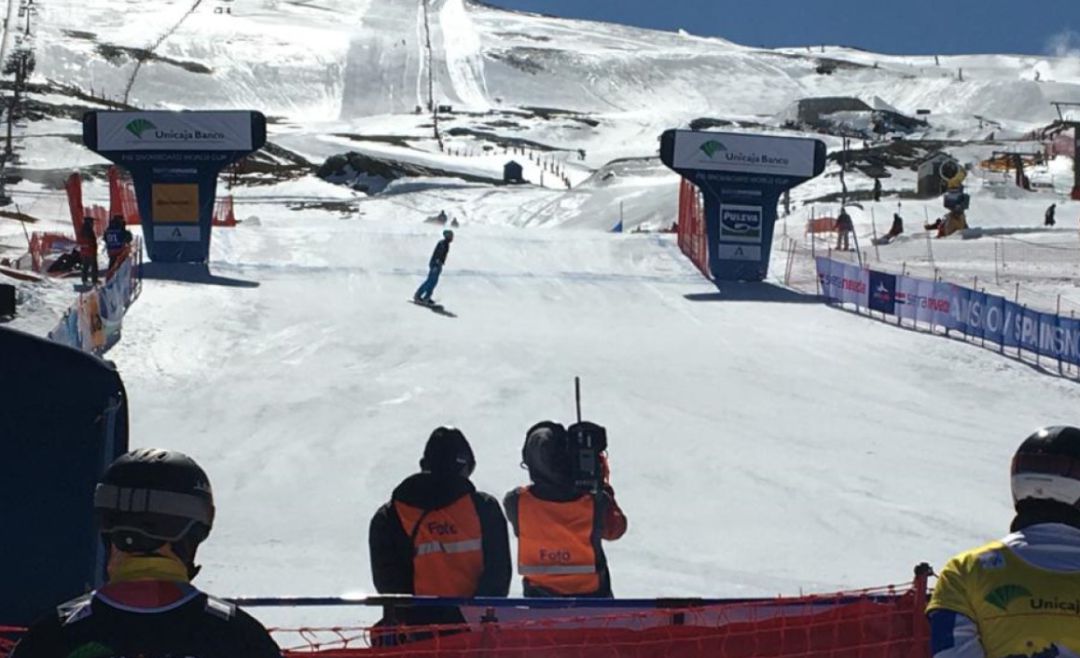 Clasificatorias de la Copa del Mundo de Snowboardcross en Sierra Nevada Clasificatorias de la Copa del Mundo de Snowboardcross en Sierra Nevada