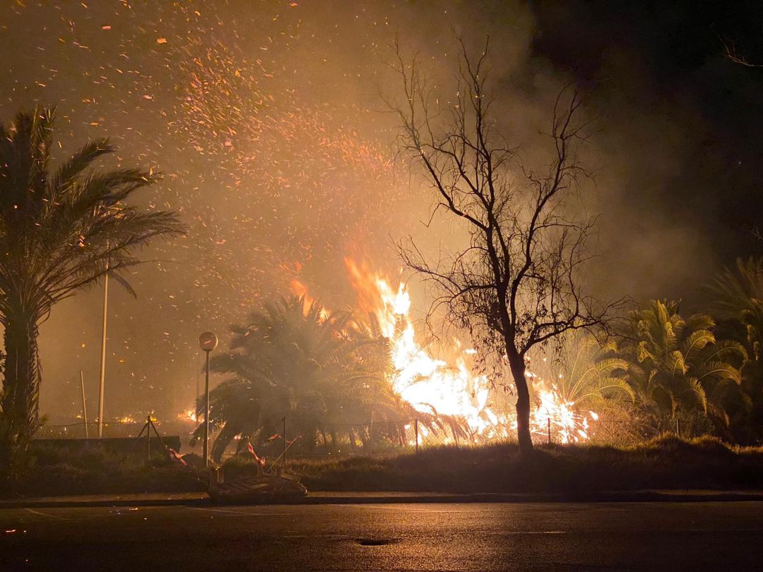 Imagen del incendio. Imagen del incendio.