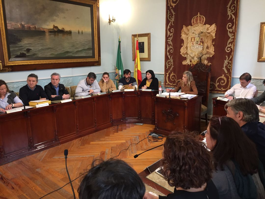 Pleno del Ayuntamiento de Castro Urdiales. Pleno del Ayuntamiento de Castro Urdiales.