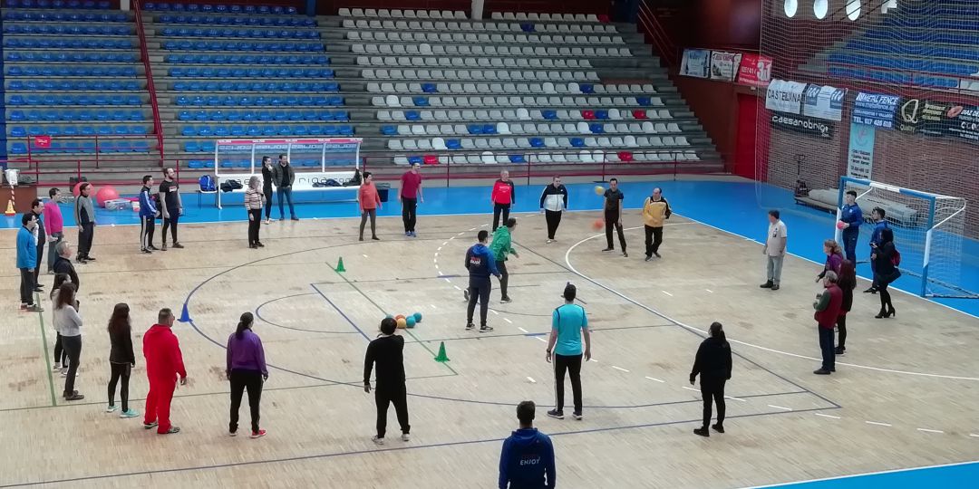 Polideportivo 1º de Mayo Polideportivo 1º de Mayo