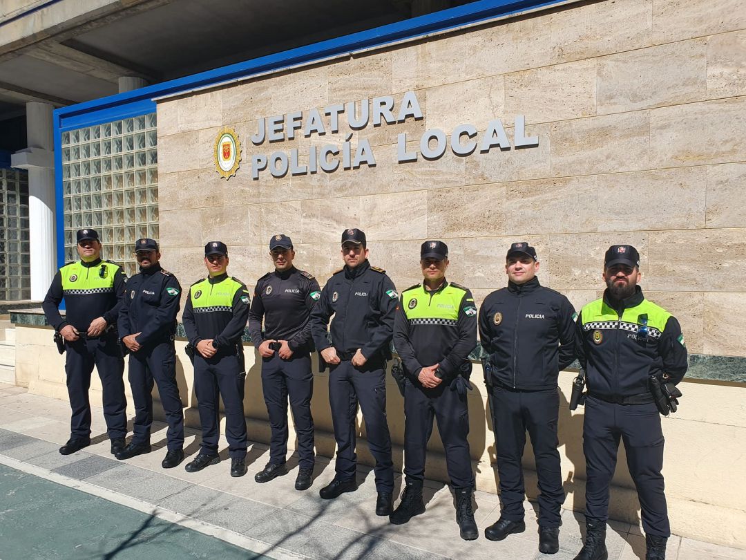 Nuevos uniformes de la Policia Local de Guadix Nuevos uniformes de la Policia Local de Guadix