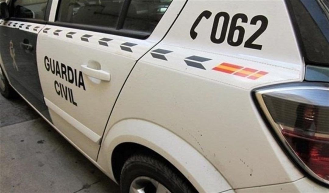 Imagen de archivo de un coche patrulla de la Guardia Civil. Imagen de archivo de un coche patrulla de la Guardia Civil.