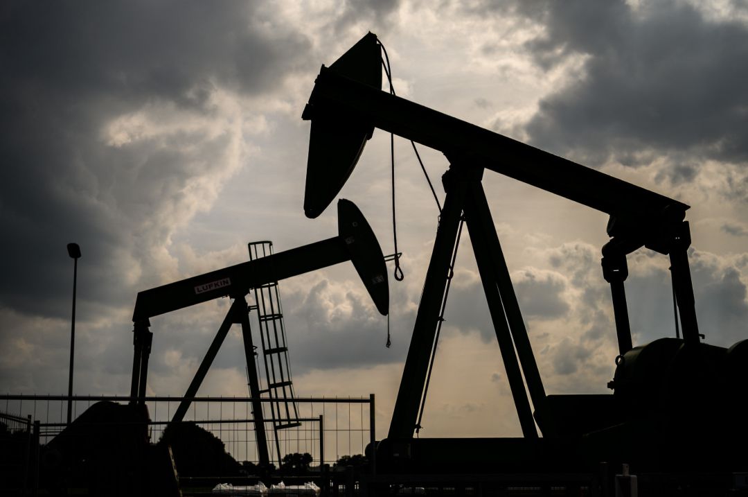 El Brent cae tras la expansión del coronavirus en Europa y la falta de acuerdo en la reunión de Viena. El Brent cae tras la expansión del coronavirus en Europa y la falta de acuerdo en la reunión de Viena.