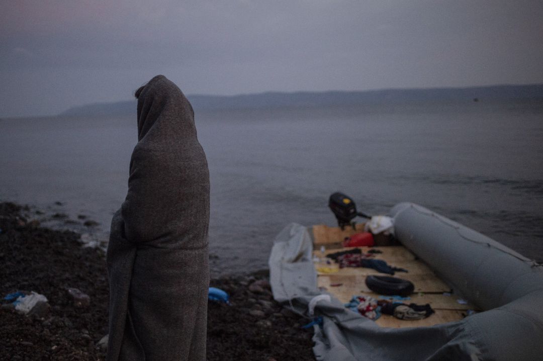 Migrante llegado en lancha a Lesbos, Grecia Migrante llegado en lancha a Lesbos, Grecia