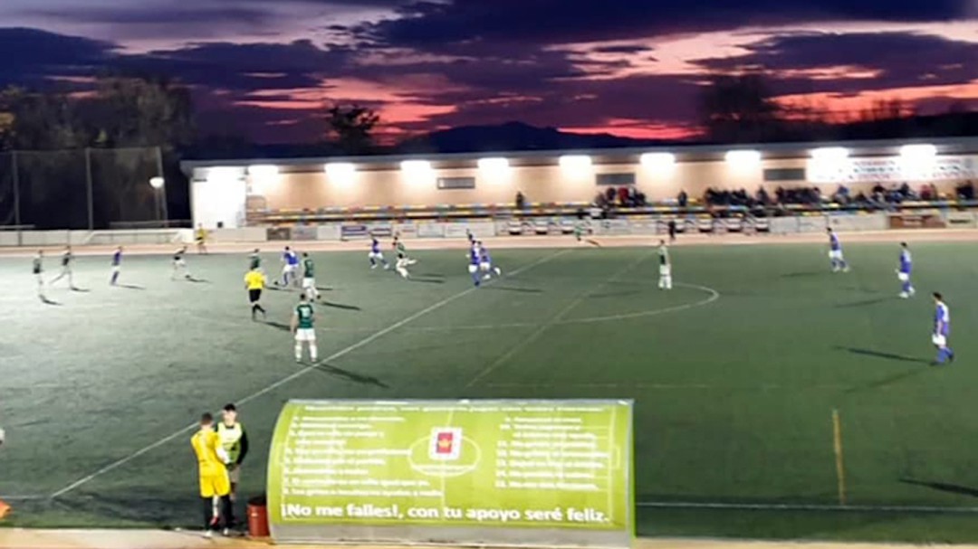 El Úbeda Viva pierde ante el Castellar Íbero en el último minuto