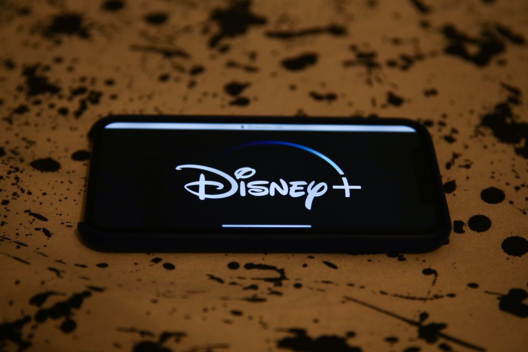 Logo oficial de Disney+ Logo oficial de Disney+