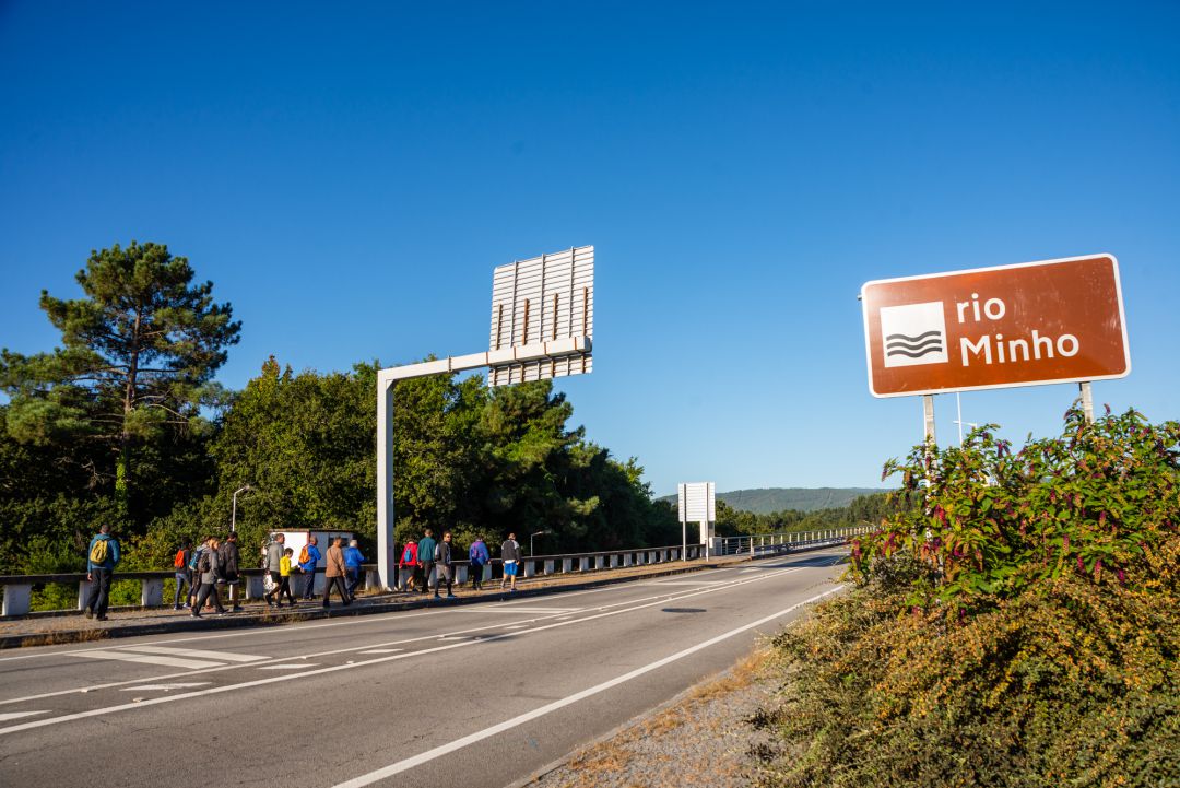 Puente que une los municipios de Tomiño y Vila Nova de Cerveira. Puente que une los municipios de Tomiño y Vila Nova de Cerveira.