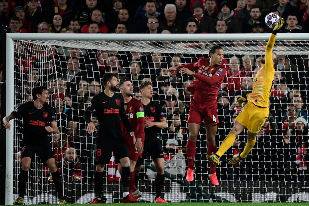 La UEFA estudiará el próximo martes parar todas sus competiciones por el coronavirus La UEFA estudiará el próximo martes parar todas sus competiciones por el coronavirus
