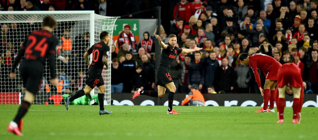 Llorente celebra su segundo gol en Anfield Llorente celebra su segundo gol en Anfield