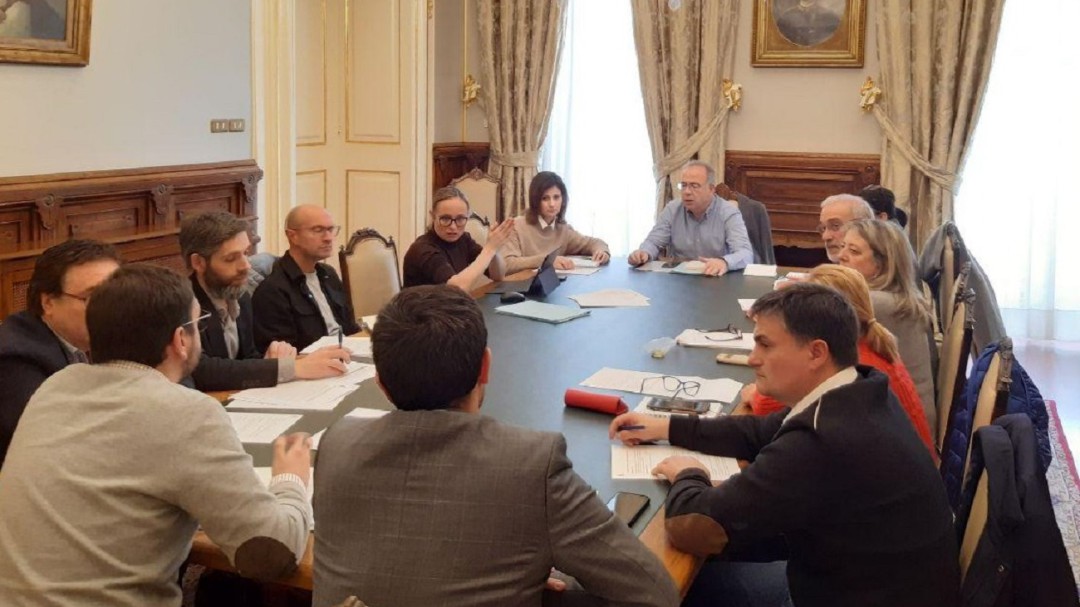 Gabinete de crisis y medidas en Santiago para frenar el coronavirus