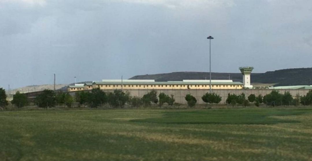 Centro Penitenciario La Moraleja en Dueñas Centro Penitenciario La Moraleja en Dueñas