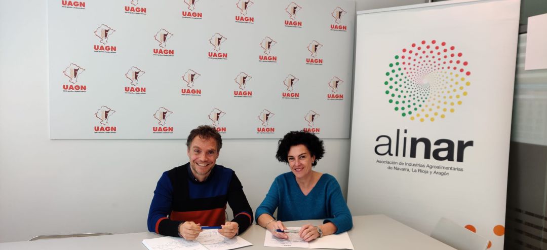 ALINAR firma la renovación de un acuerdo de colaboración con UAGN para apoyar el buen funcionamiento de la cadena alimentaria y la transparencia en los contratos durante la campaña de Espárrago de Navarra ALINAR firma la renovación de un acuerdo de colaboración con UAGN para apoyar el buen funcionamiento de la cadena alimentaria y la transparencia en los contratos durante la campaña de Espárrago de Navarra