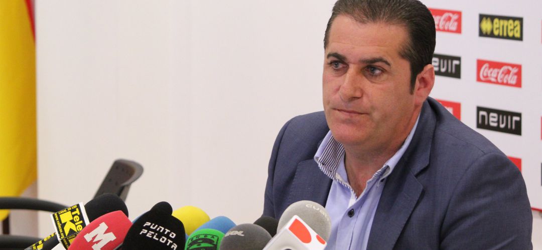 José Ramón Sandoval en rueda de prensa José Ramón Sandoval en rueda de prensa
