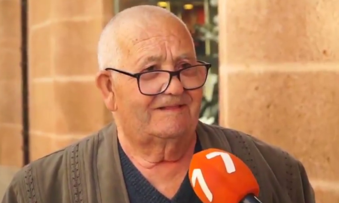 El hombre que se ha hecho viral por su respuesta al coronavirus El hombre que se ha hecho viral por su respuesta al coronavirus