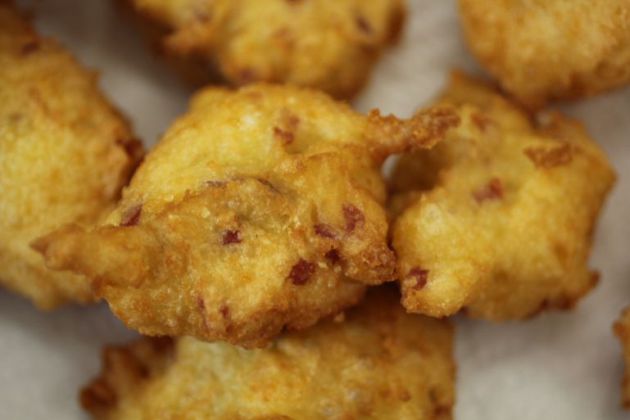 Bolas fritas. Bolas fritas.