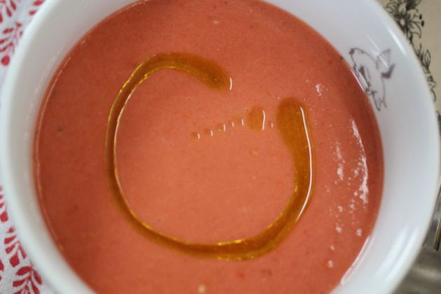 Sopa fría de tomate. Sopa fría de tomate.