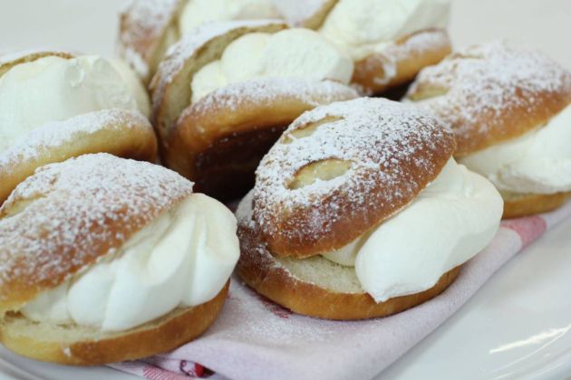 Bollos suizos. Bollos suizos.