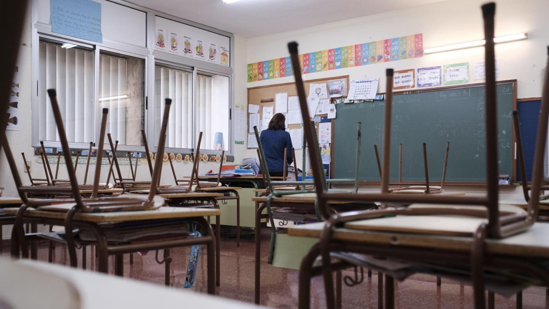 Los colegios de Bizkaia comienzan sus clases 'a distancia'