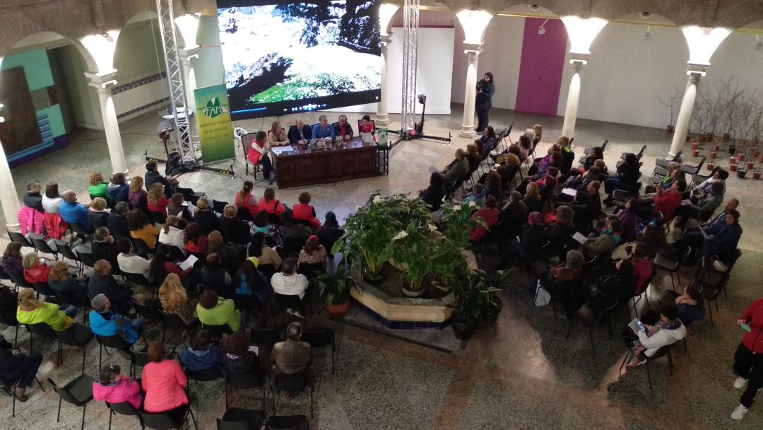 El X encuentro demontañeras concentró a 130 mujeres en Cazorla El X encuentro demontañeras concentró a 130 mujeres en Cazorla