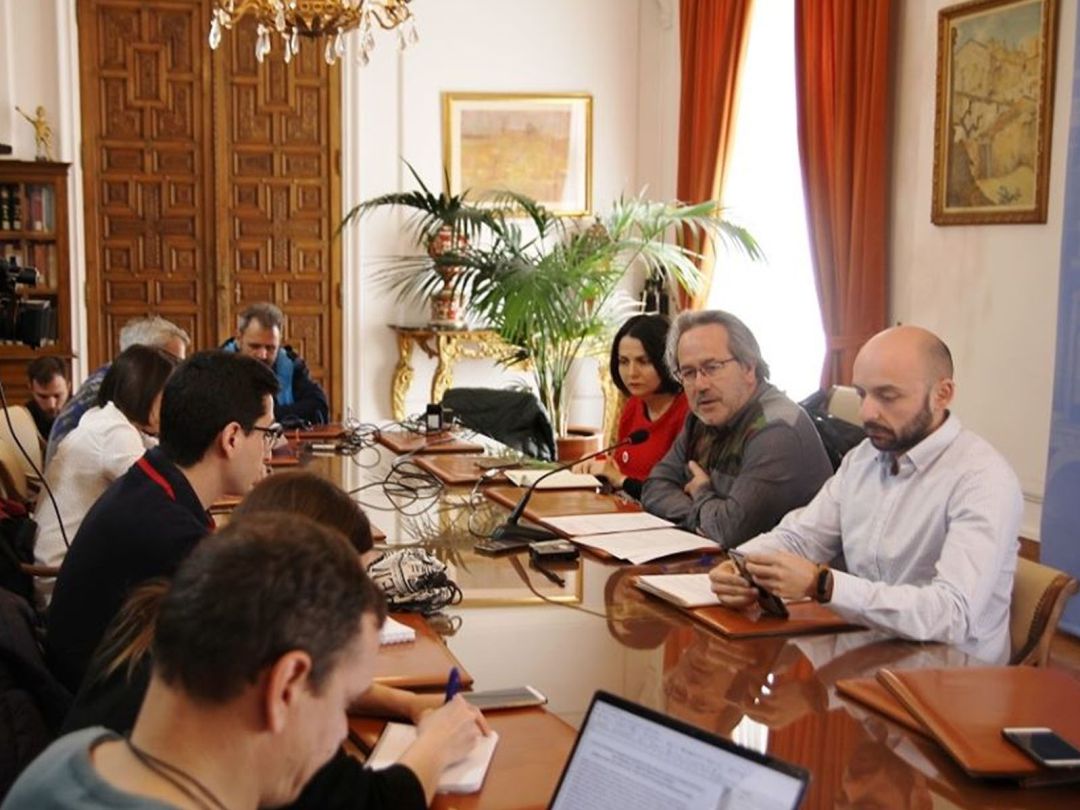 María Eugenia Cabezas, Francisco Guarido y Manuel Alexander Alonso durante la rueda de prensa María Eugenia Cabezas, Francisco Guarido y Manuel Alexander Alonso durante la rueda de prensa
