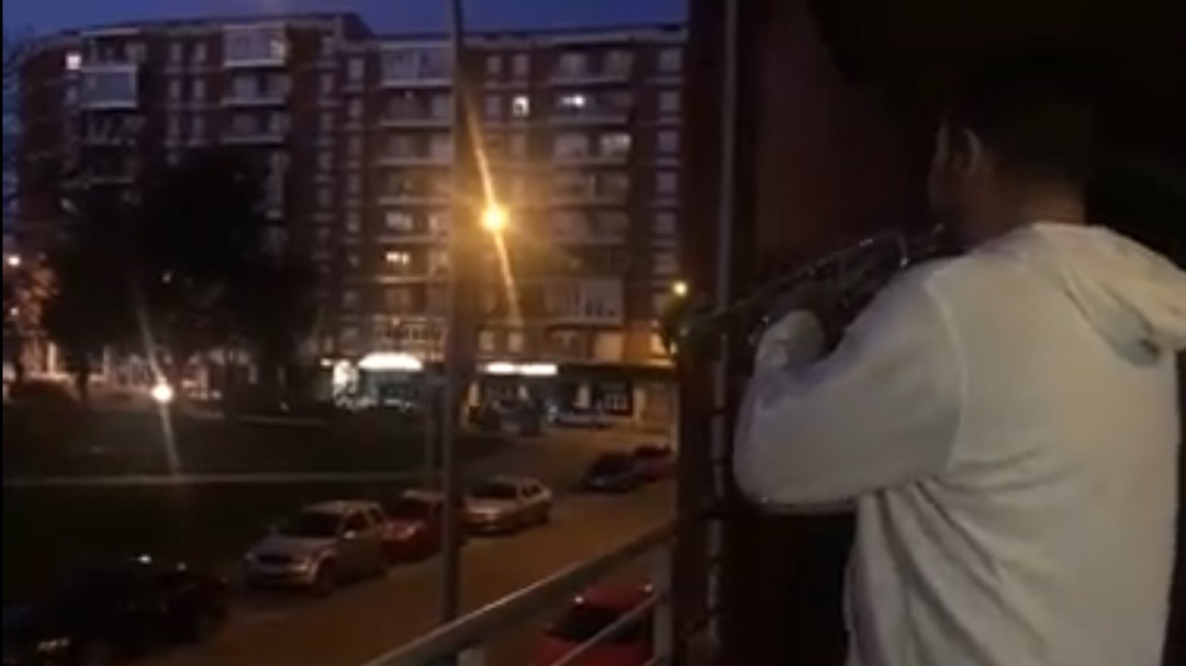 El barrio del Temple, a ritmo de 'Y viva España'